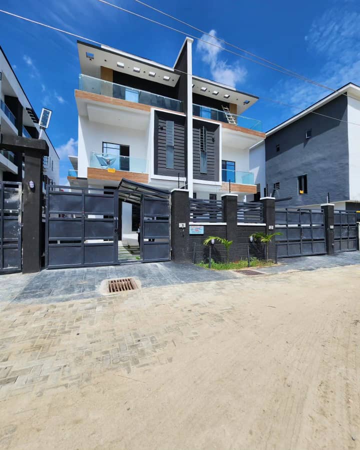 4 BEDROOMS CONTEMPORARY SEMI DETACHED DUPLEX IS AVAILABLE FOR SALE AT IKATE LEKKI